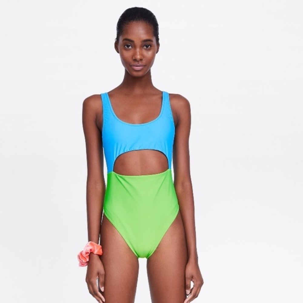Zara cutout swim!
